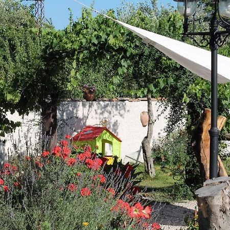 Casa Vacanze Borgo Borghese SantʼAlessio Siculo Exteriör bild
