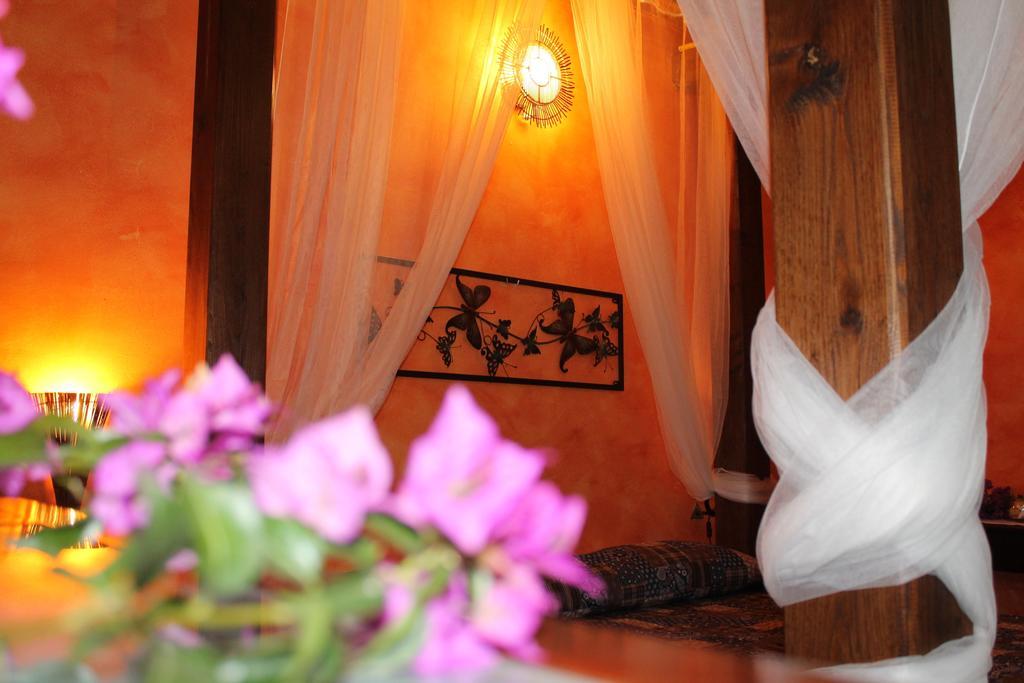 Casa Vacanze Borgo Borghese SantʼAlessio Siculo Rum bild